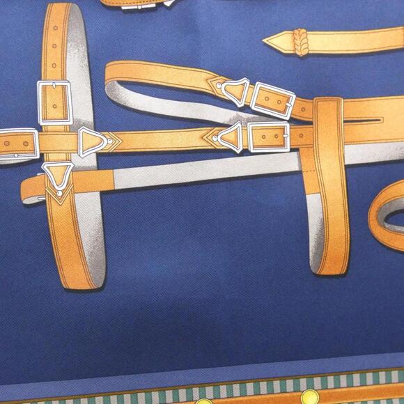 HERMES Authentic White Scarf - Picture 4 of 6